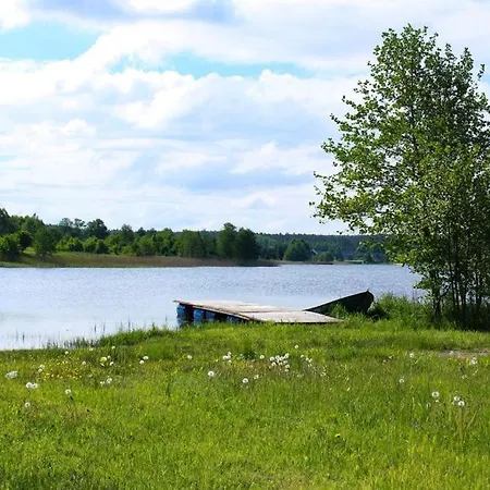 Miedzy Olchami Domek Nad Jeziorem. Noclegi Caloroczne. Cisza, Spokoj. Barczewo Exterior photo